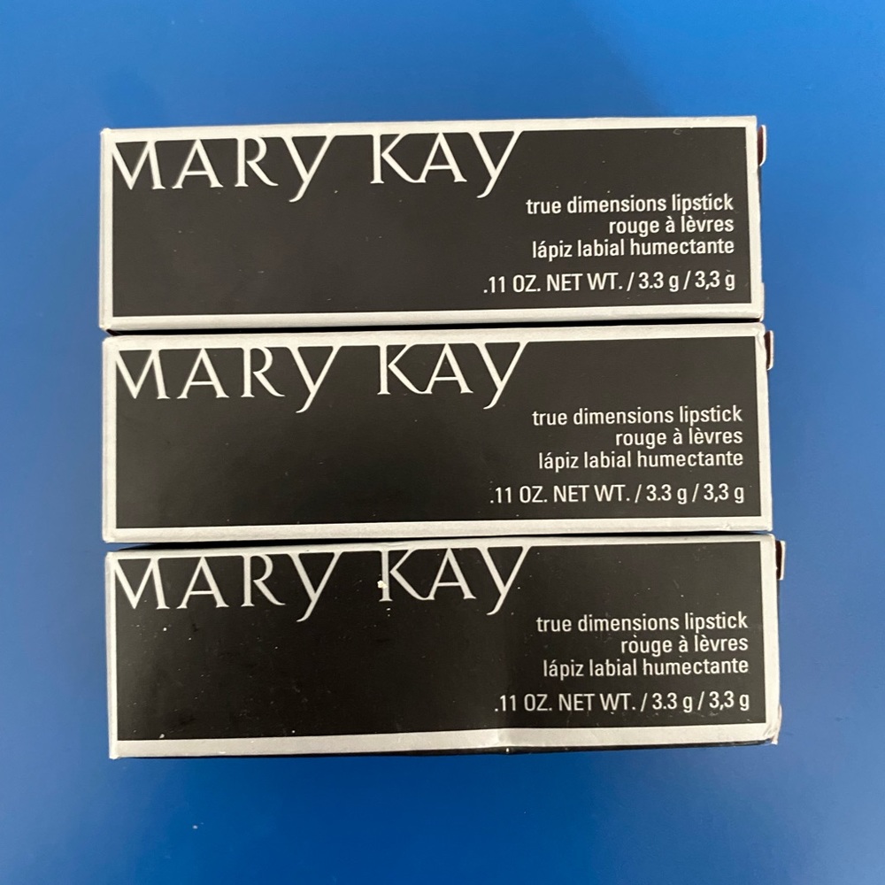 Mary Kay true dimensions lipstick (3 in 1 deal)